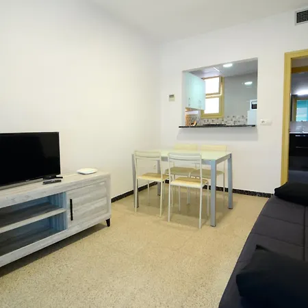 Apartamento Apartment With Two Rooms In Lescala