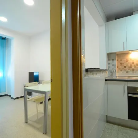 Apartment With Two Rooms In Lescala Apartamento *