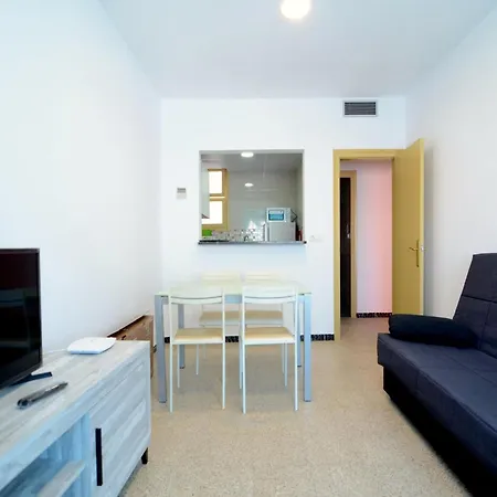 Apartment With Two Rooms In Lescala Apartamento L' Escala